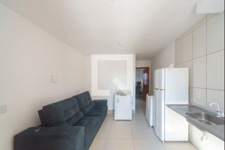 Sala/Cozinha de apartamento para alugar com 1 quarto, 35m² em Jardim Algarve, Viamão