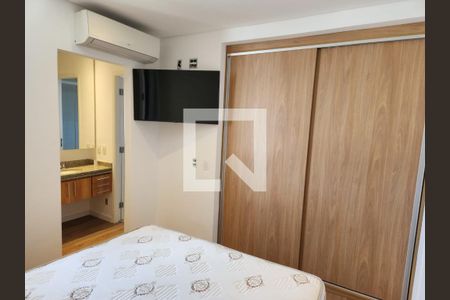 Quarto  de apartamento para alugar com 2 quartos, 75m² em Moema, São Paulo