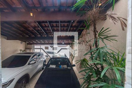 VIsta da Sala de casa à venda com 3 quartos, 270m² em Vila Scarpelli, Santo André