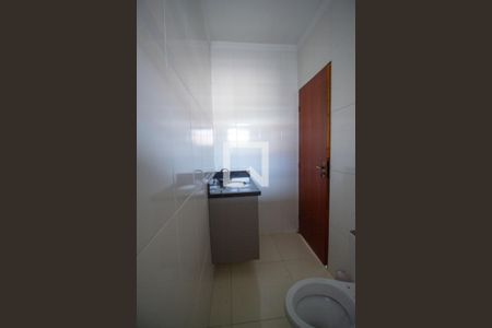 Banheiro de kitnet/studio para alugar com 1 quarto, 32m² em Jardim Betania, Sorocaba