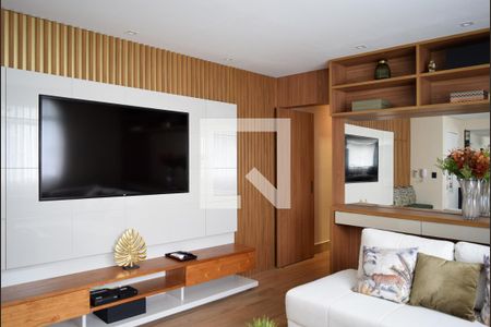 Sala de apartamento para alugar com 2 quartos, 90m² em Cerqueira César, São Paulo
