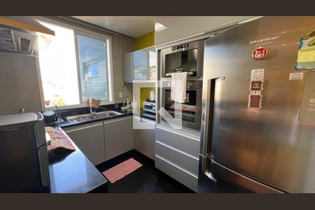 Cozinha de apartamento à venda com 4 quartos, 229m² em Nova Suíça, Belo Horizonte