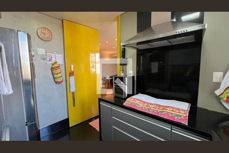 Cozinha de apartamento à venda com 4 quartos, 229m² em Nova Suíça, Belo Horizonte