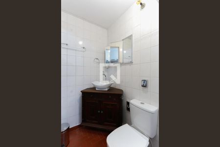 Banheiro de casa para alugar com 1 quarto, 45m² em Vila Barbosa, São Paulo