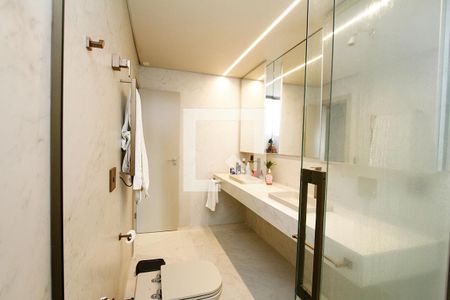 Banheiro Social de apartamento à venda com 3 quartos, 140m² em Santa Lúcia, Belo Horizonte