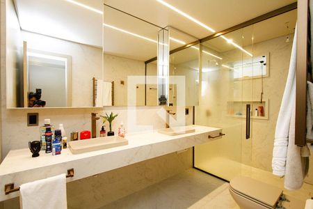 Banheiro Social de apartamento à venda com 3 quartos, 140m² em Santa Lúcia, Belo Horizonte