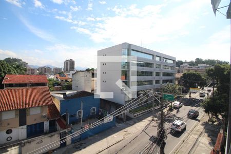Sala - Vista de apartamento para alugar com 3 quartos, 98m² em Freguesia (jacarepaguá), Rio de Janeiro