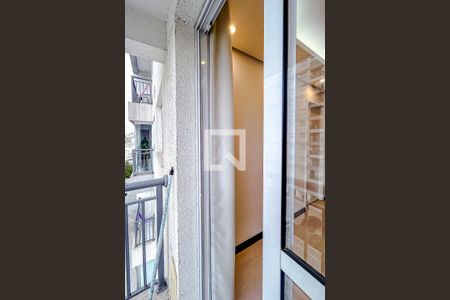 Varanda de apartamento para alugar com 2 quartos, 38m² em Jardim Analia Franco, São Paulo