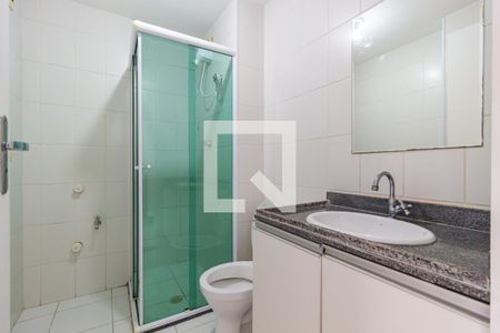 Banheiro de apartamento para alugar com 1 quarto, 33m² em Brás, São Paulo