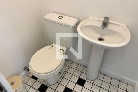 Lavabo de apartamento para alugar com 2 quartos, 130m² em Gonzaga, Santos