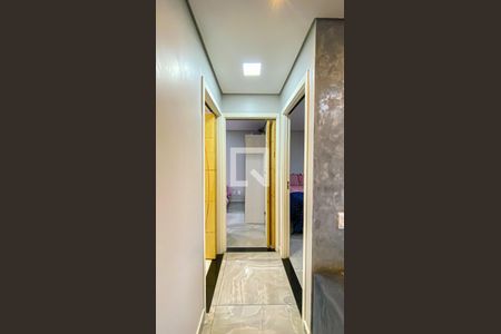 Corredor - Quartos de apartamento à venda com 2 quartos, 38m² em Jardim Recanto Verde, São Paulo