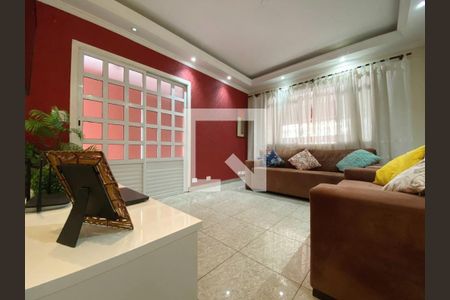 Quarto de casa à venda com 3 quartos, 140m² em Campo Limpo, São Paulo