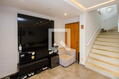 Casa à venda com 2 quartos, 120m² em Jardim das Acacias, São Paulo