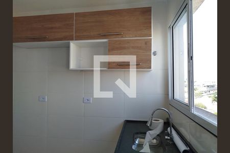 Cozinha de apartamento para alugar com 1 quarto, 25m² em Vila Nova Savoia, São Paulo