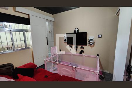 Sala de casa à venda com 6 quartos, 240m² em Jardim Bonifacio, São Paulo