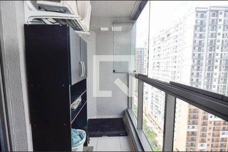 Sala de apartamento à venda com 3 quartos, 65m² em Santo Cristo, Rio de Janeiro