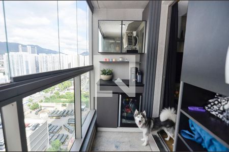 Sala de apartamento à venda com 3 quartos, 65m² em Santo Cristo, Rio de Janeiro