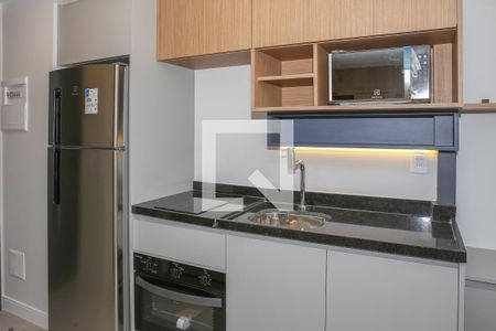 Sala e Cozinha de kitnet/studio para alugar com 1 quarto, 45m² em Perdizes, São Paulo