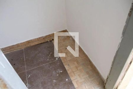 Casa à venda com 2 quartos, 73m² em Jardim Rizzo, São Paulo
