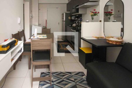 Sala de apartamento para alugar com 2 quartos, 45m² em Vila Ema, São Paulo