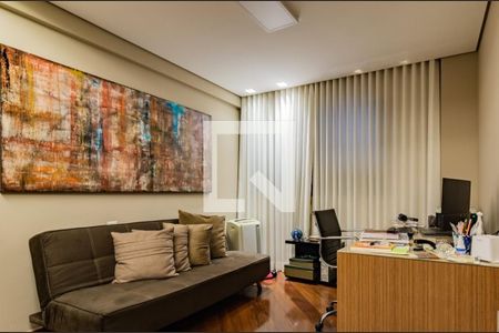 Quarto  de apartamento à venda com 4 quartos, 216m² em Belvedere, Belo Horizonte