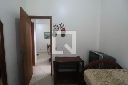 Quarto de apartamento para alugar com 2 quartos, 47m² em Vila Julia, Guarujá