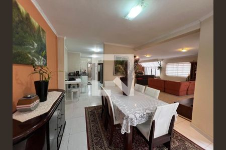 Casa à venda com 5 quartos, 343m² em Nova Petrópolis, São Bernardo do Campo