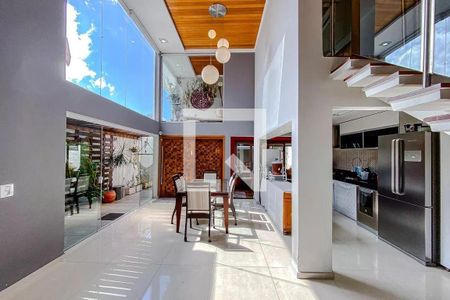 Casa à venda com 4 quartos, 494m² em Água Rasa, São Paulo