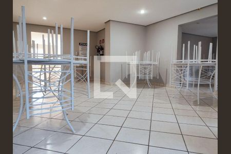 Apartamento à venda com 2 quartos, 64m² em Vila Paulo Silas, São Paulo