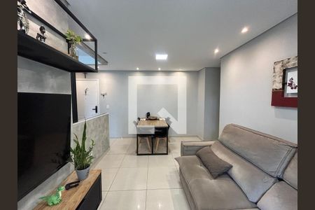 Apartamento à venda com 2 quartos, 64m² em Vila Paulo Silas, São Paulo