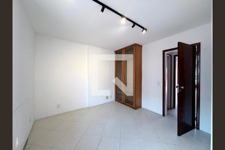 Suíte 1 de casa de condomínio à venda com 3 quartos, 220m² em Recreio dos Bandeirantes, Rio de Janeiro