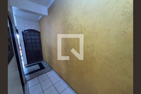 Corredor de casa à venda com 5 quartos, 300m² em Vila Rui Barbosa, São Paulo