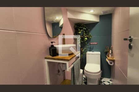 Lavabo de casa de condomínio para alugar com 2 quartos, 60m² em Vargem Grande, Rio de Janeiro