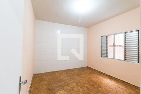 Quarto 2 de casa para alugar com 2 quartos, 50m² em Vila Medeiros, São Paulo