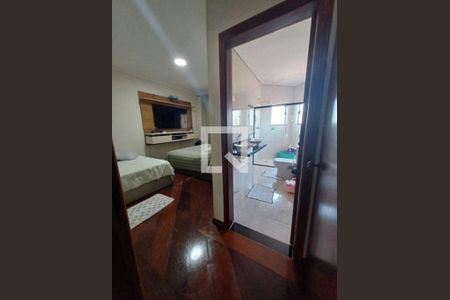 Casa à venda com 3 quartos, 300m² em Jardim Rosana, Guarulhos
