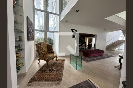 Sala de casa de condomínio à venda com 4 quartos, 936m² em Residencial Morada dos Lagos, Barueri