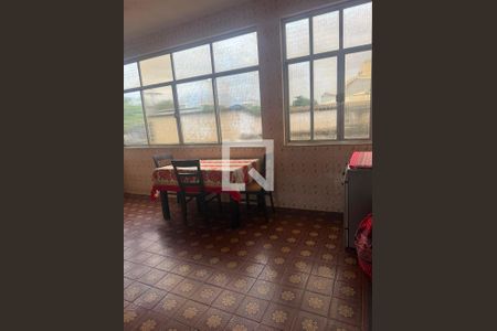 Casa para alugar com 10 quartos, 1000m² em Taquara, Rio de Janeiro