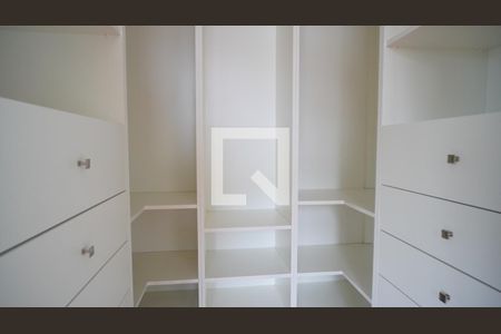 Closet quarto 1 de apartamento à venda com 3 quartos, 75m² em Petrópolis, Porto Alegre