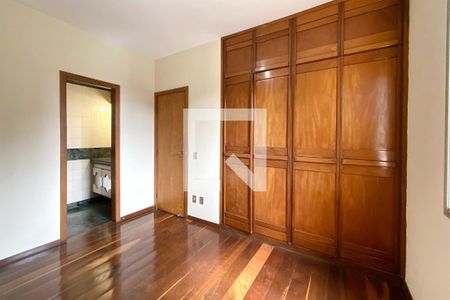 Suite de apartamento à venda com 3 quartos, 85m² em Funcionários, Belo Horizonte
