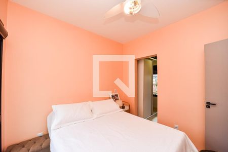 Quarto 1 de casa à venda com 3 quartos, 132m² em Vila Ipiranga, Porto Alegre