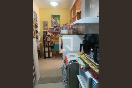 Cozinha de casa de condomínio à venda com 3 quartos, 90m² em Parada Inglesa, São Paulo