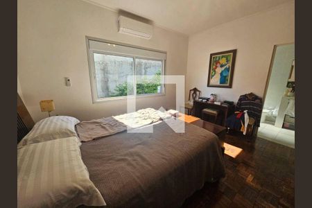 Casa à venda com 3 quartos, 263m² em Vila Universitaria, São Paulo