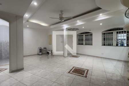 Sala de casa à venda com 3 quartos, 230m² em Vila Rosalia, Guarulhos
