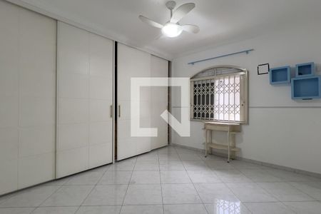 Casa à venda com 3 quartos, 230m² em Vila Rosalia, Guarulhos