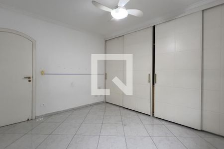 Casa à venda com 3 quartos, 230m² em Vila Rosalia, Guarulhos