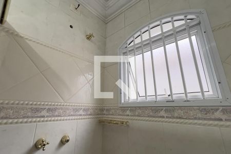 Casa à venda com 3 quartos, 230m² em Vila Rosalia, Guarulhos
