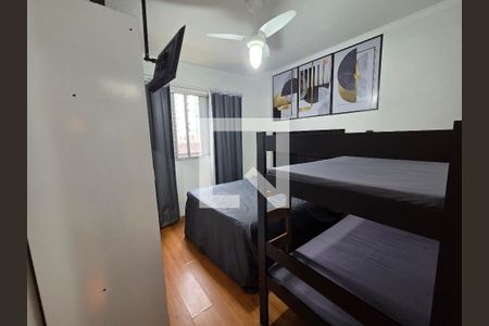 Quarto 1 de apartamento para alugar com 1 quarto, 66m² em Vila Tupi, Praia Grande