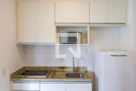 Sala/cozinha de apartamento para alugar com 1 quarto, 38m² em Morumbi, São Paulo