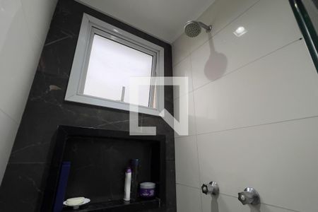 Banheiro da Suíte de apartamento para alugar com 2 quartos, 62m² em Vila Leonor, Guarulhos