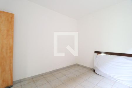Quarto 1 de casa para alugar com 2 quartos, 60m² em Santa Mônica, Uberlândia